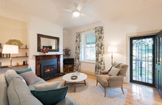 The Other House - Photo 10