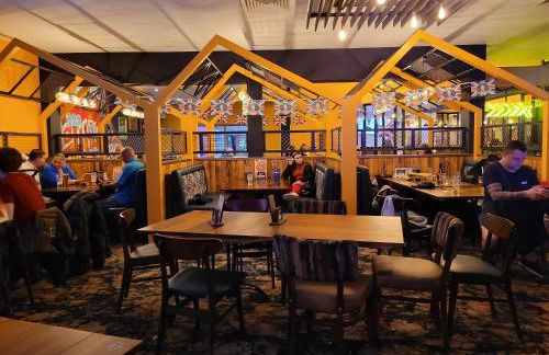 St Osyth- Sleeps8-freeparking-wifi-holidaypark - Foto 16