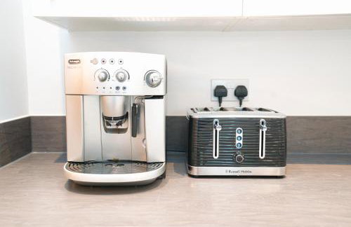 Milton Keynes new 5-Bedrooms 14guests Contractor family holiday Free Parking - Foto 51