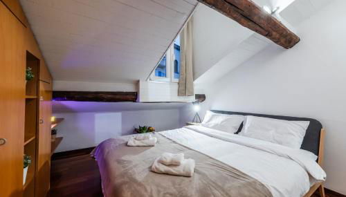 tHE Mirror Attic - Moscova Brera Milano - Foto 2, towels