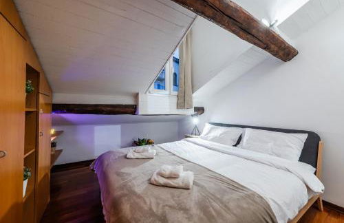 tHE Mirror Attic - Moscova Brera Milano - Foto 2