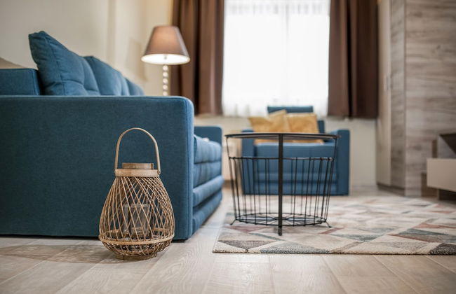 Sky Cabin Apartments - Photo 31