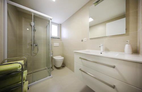 Villa Pino with Pool, Sauna & Jacuzzi - Foto 42