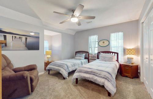 Charming Dog Friendly Home Sleeps 6 Deck Grill - Foto 16