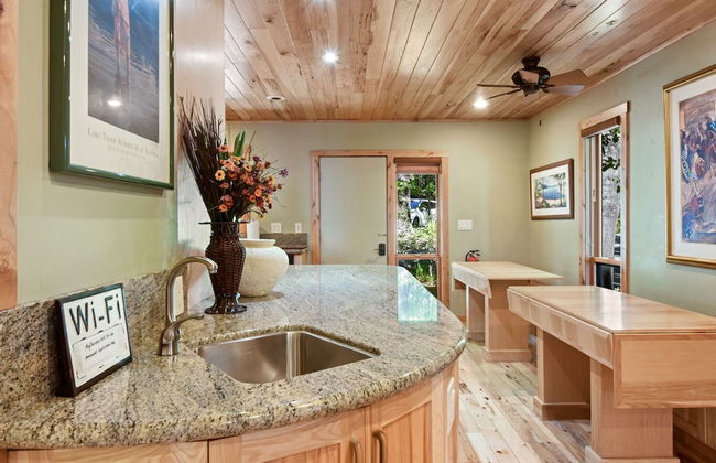 Beachfront Ski Cabin - Photo 4