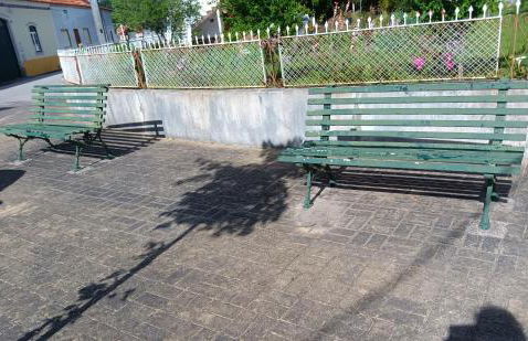 CASA DA VOVÓ CÉU - Casa de Campo Gandaresa - Country House, entre COIMBRA e AVEIRO, a 15 minutos carro Praia Mira - Quintal com piscina insuflável - Foto 21