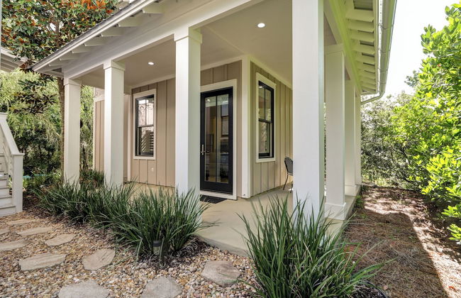 Cute Little Cottage! Perfect Getaway! 2 Pools! Sleeps 4! - Foto 1