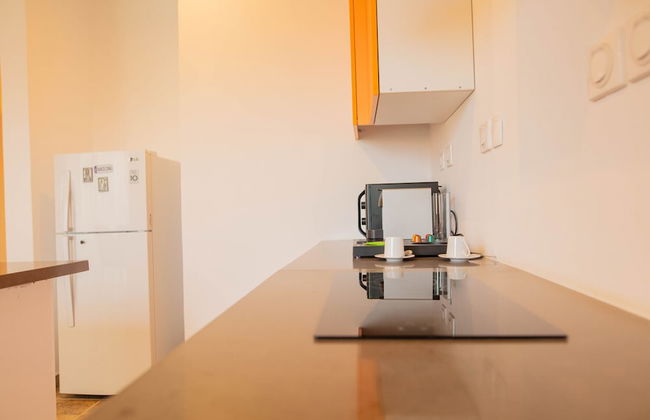 The Six Apparthotel - Photo 79