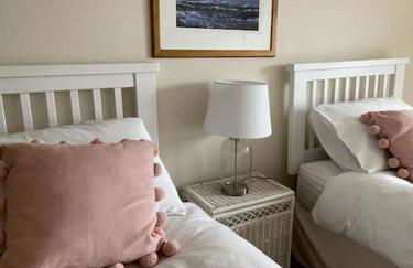 Beautiful family home, sea views, large garden - Foto 38