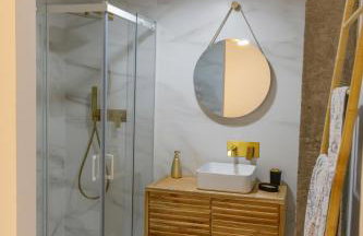 Casa Maruja Boutique con Gran Terraza junto al Balneario - Photo 3