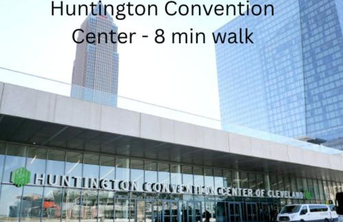 Downtown Cleveland: Steps To Sports & Events 2 Bedroom Condo by RedAwning - Foto 62