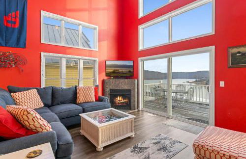 Family-friendly Home Hot Tub Lake View & Pool Access - Foto 1