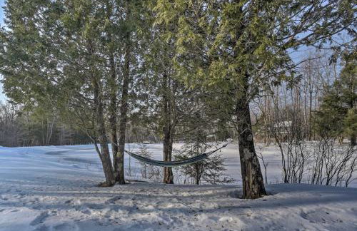 Berkshires Home on 11 Acres with Pond and 2 Fire Pits! - Foto 39