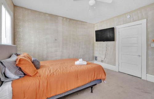 Cozy Renovated 19th Century Home, 5 Min to OSU! 3 Bedroom Home by Paula - Foto 32