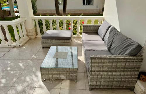 Casa Lilo, en jardin grande, con una gran piscina y barbacoa - Foto 12