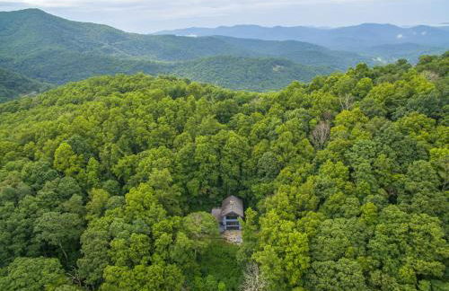 Blue Ridge Bliss Gorgeous home with hot tub & stunning views - Foto 33