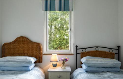 Gull Lodge - Photo 13