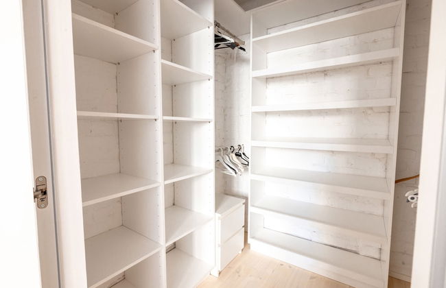 2ndhomes Luminous 2BR Loft House w Sauna - Foto 23