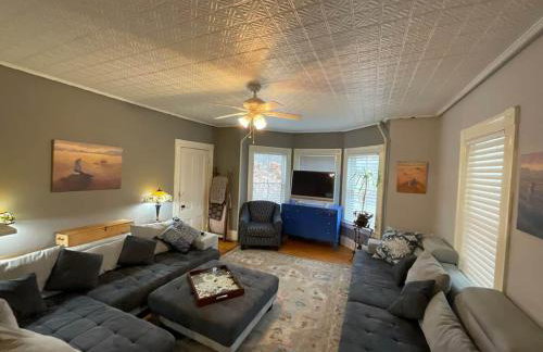 Lovely apartment with King bed, 2 twins & 2 sofas - Foto 10