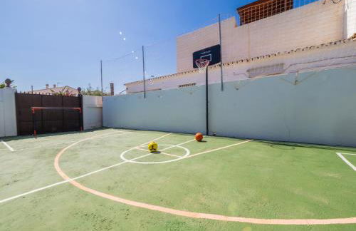 Cubo's Villa Paraiso - Photo 7