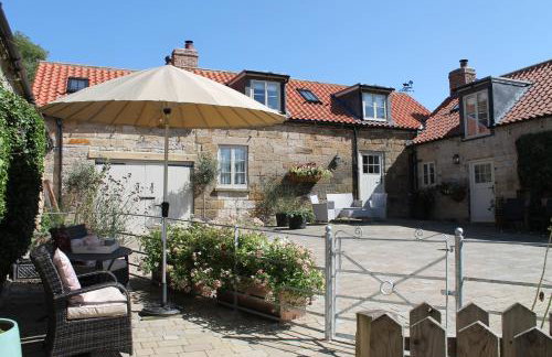 Granny's Attic at Cliff House Farm Holiday Cottages, - Photo 14