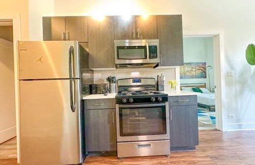 Friendly 3BR Chicago Getaway Near McCormick 2001 S State St - 2G - Foto 4