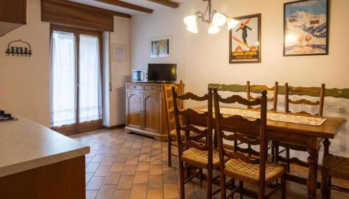 Appartamento Al Cirmolo - 4 Camere in Pieno Centro di Fiera di Primiero - Foto 4