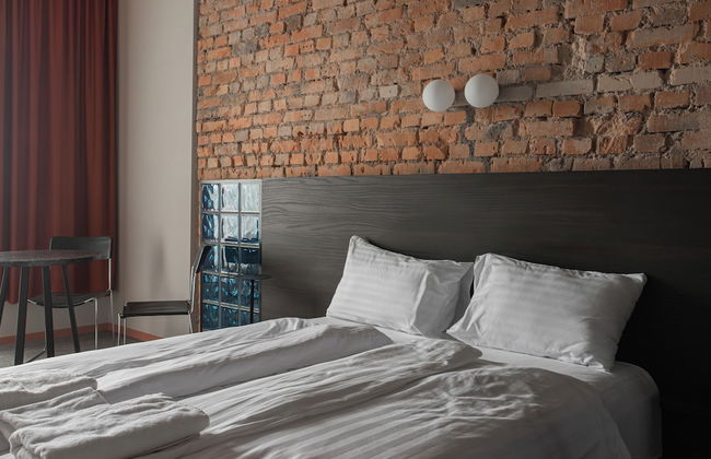 Resume Apartments - Photo 28