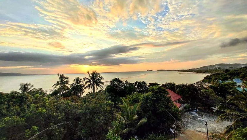 Contemplando el atardecer