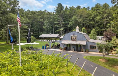 Historic Winery Farmhouse by Lake - Foto 26