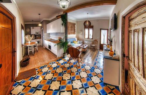 Casa el Tratado, situada en el casco histórico con patio privado - Photo 2