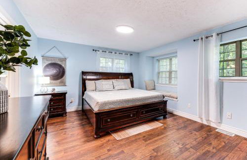 Cozy Wooded Retreat Big Bass Lake Home - Foto 10