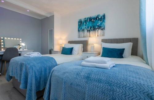 Home from Home near the beach - Photo 25