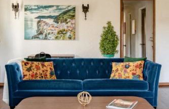 Visit the Beach from a Historic Downtown Apartment - NRP21-00092 - Foto 2