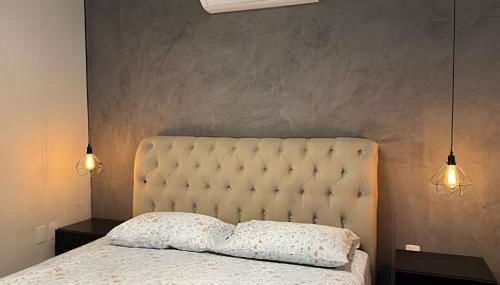 Espaçosa casa próxima ao Centro - Foto 4