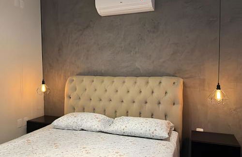 Espaçosa casa próxima ao Centro - Foto 4