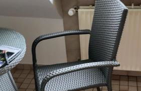 SchöneWohnung mit eigenem Gsrten und Eingang - Foto 5