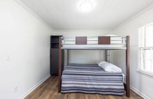 Sleeps 8, Lake Lanier Hidden Gem - Foto 9