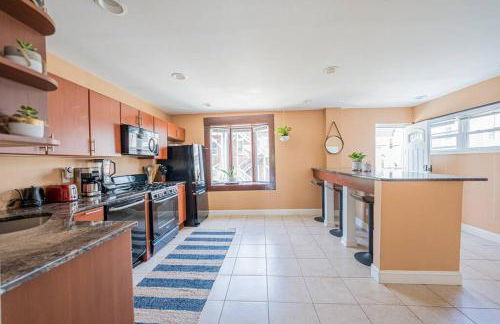 7BR 7BA Big House 1 block from Tropicana and Beach - Foto 32