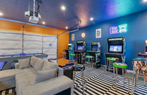 Stay & Play Indy- Indoor Fun - 5 Min to Downtown - Sleeps 10 - Arcade fun - Foto 12