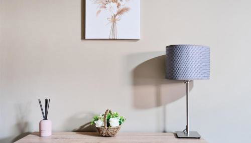 RELAXED CENTRAL HOUSE LOCATED IN WEST READING CLOSE TO TOWN CENTRE with FREE DRIVE WAY PARKING, WI FI & NETFLIX BY AI ESTATE GROUP - Foto 3