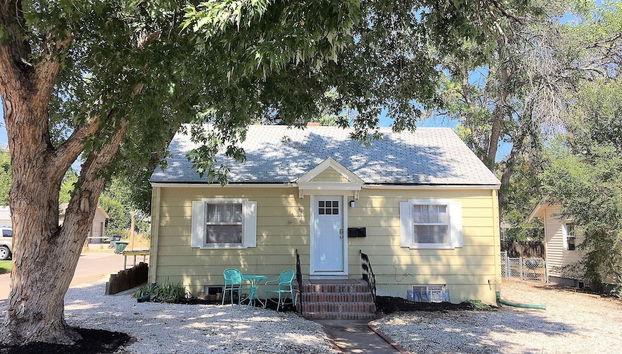 Beautiful Bungalow Next to UNC - Free Cruiser Bikes! - Foto 2, Imagen principal