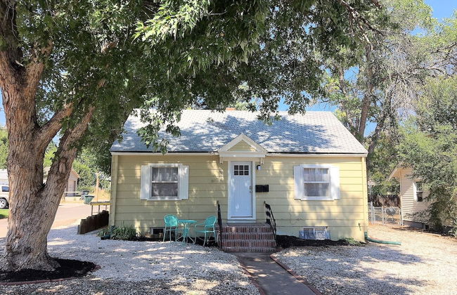 Charming Bungalow Next to UNC - Free Cruiser Bikes! - Foto 26