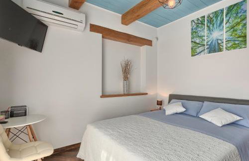 Villa Patrick-Luxury stone house in the center of Istria - Photo 56