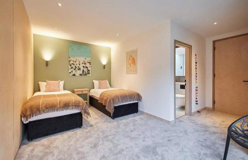 Sleeper Cottage - Sleeps 8 - Foto 14