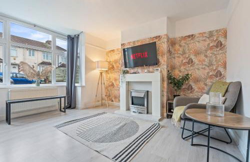 New Spacious 3-Bed House, Driveway Parking, Ideal Contractor Stay - Foto 1