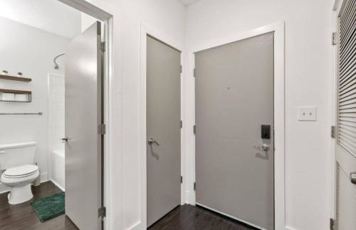 Stylish Modern Queen Suite Parking Pet Friendly - Foto 24