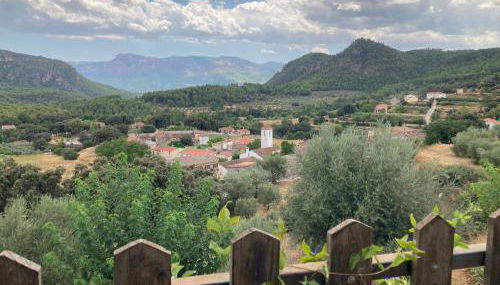 Pilar de la Sima casa rural Arguellite Yeste - Foto 3
