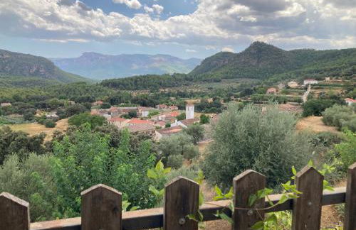 Pilar de la Sima casa rural Arguellite Yeste - Foto 3