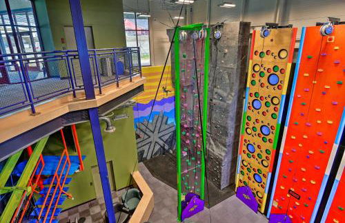 Ski-In Resort Family Condo with Deck at Jay Peak! - Foto 42